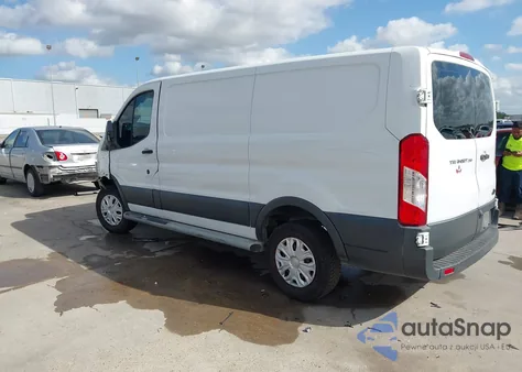 2018 Ford Transit-250 z USA, uszkodzony, nr VIN 1FTYR1YM6JKB32613